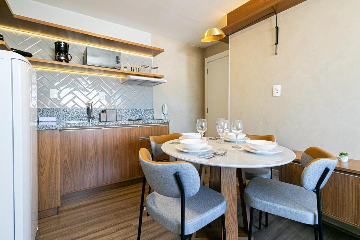Grande Apartamento No Bras Com Piscina/metro Bras